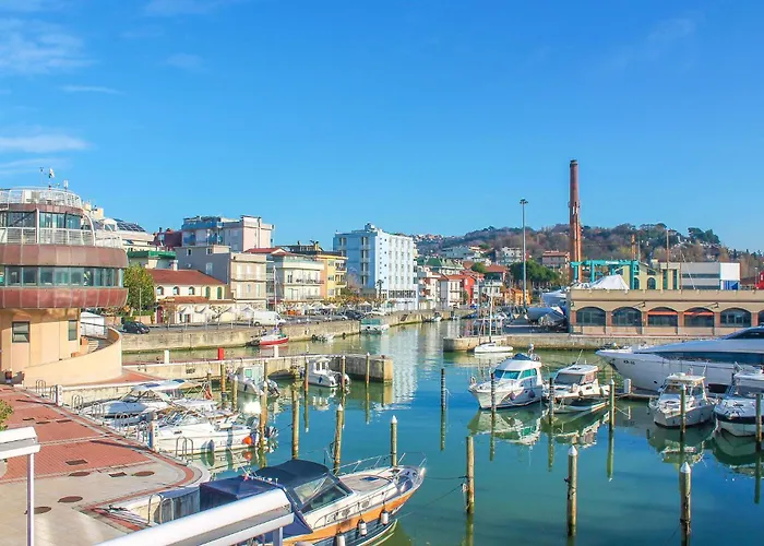 公寓 Gorgeous In 卡托利卡